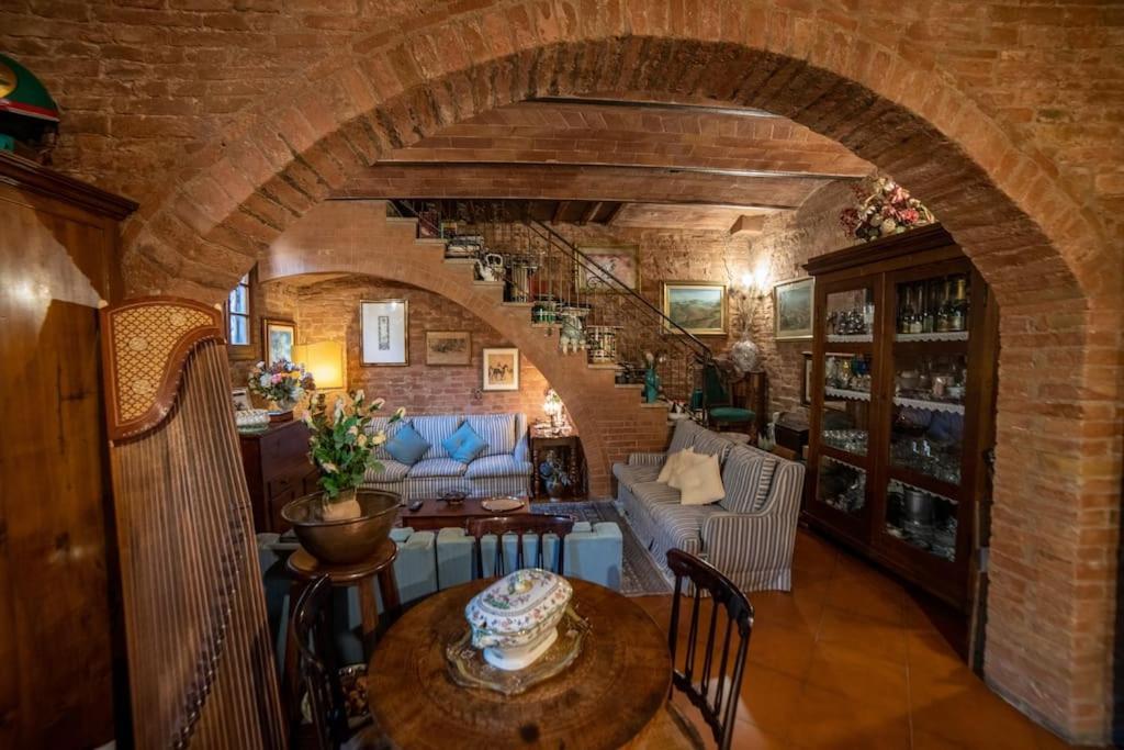 Вілла Casa Lazzaro Al Centro Di Сієна Екстер'єр фото